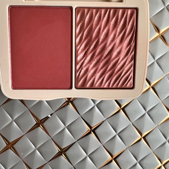 COVER FX MONOCHROMATIC BLUSH MATTE & Shimmer - Picture 6 of 7